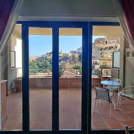 شقة Dolce Casa تاورمينا المظهر الخارجي الصورة